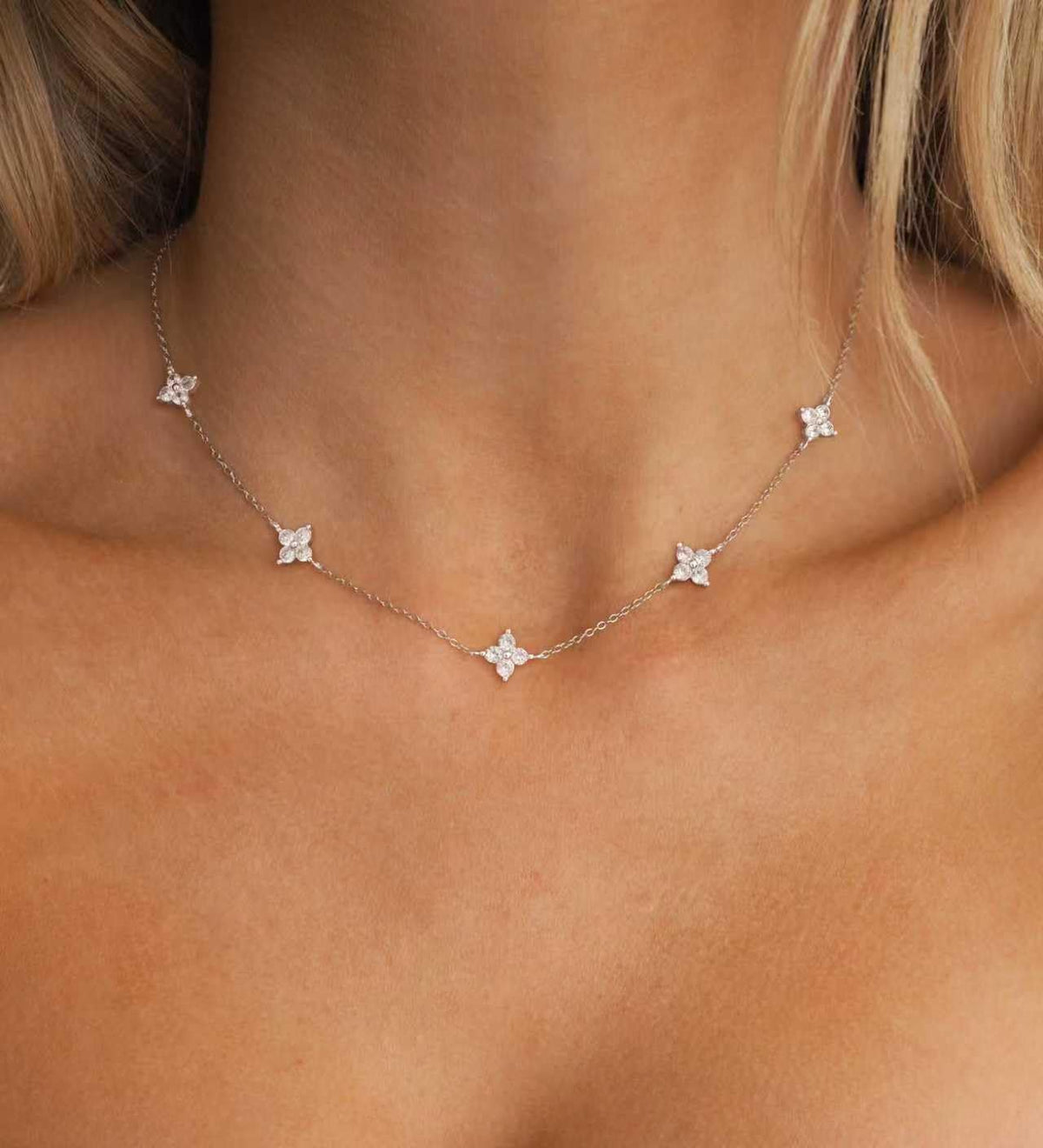 Dainty Silver Gold Necklaces for Women Cute Station Choker Simulated Diamond Necklace Simple Layering CZ Necklace Trendy Jewelry Gifts
